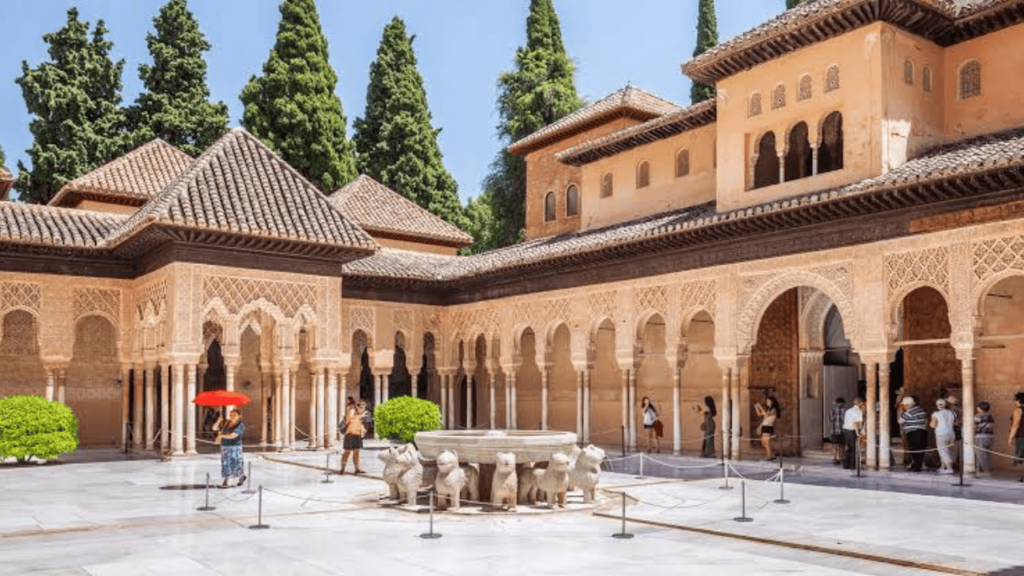 أشهر المعالم السياحية القديمة في الوطن العربي