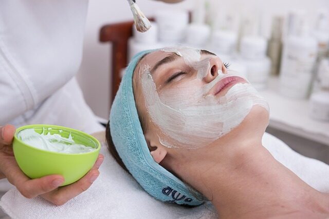 دليل العناية بالبشرة الشامل 2025