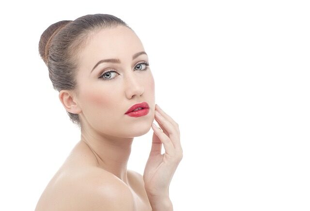 دليل العناية بالبشرة الشامل 2025